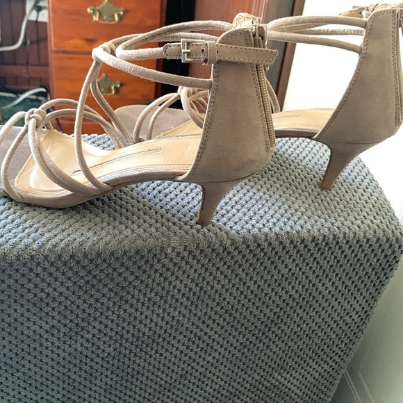 Sandals - Picture 3 of 4